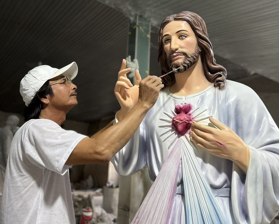 Người khắc đức tin